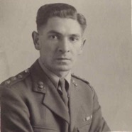 Dad uniform 2 WW2.jpg