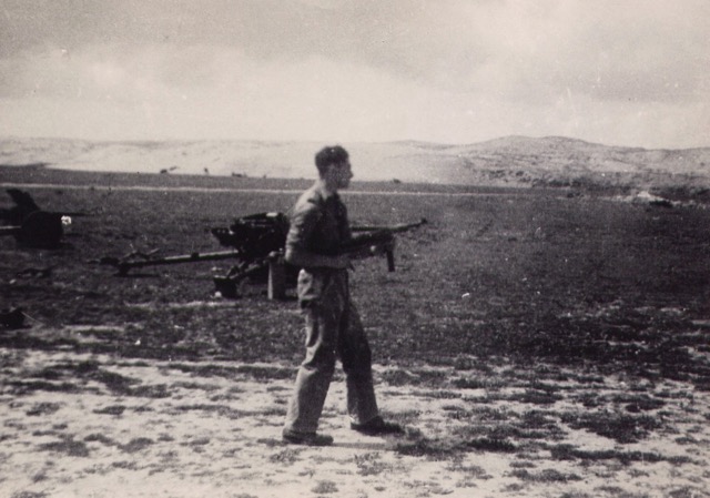 Testing weapons at Middle East School of Military Intelligence 1943 / 1944