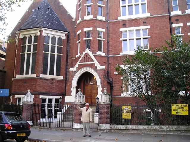 Parmiters School, London. A grammar school in London to which Cyril and brothers Joss and Archie went during 1930s